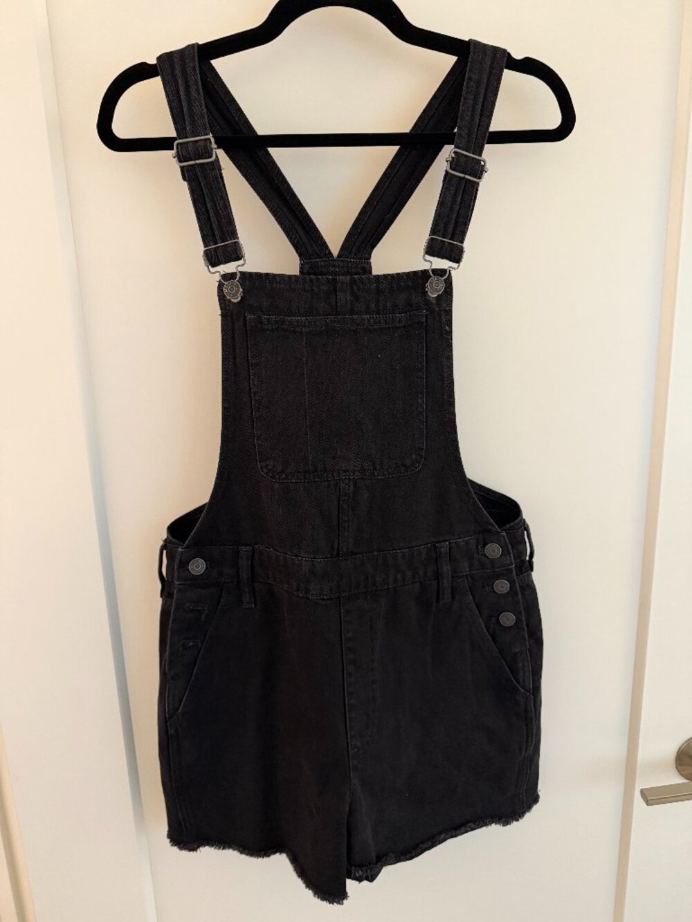 Madewell Black Washed Denim Short Overalls — Size M